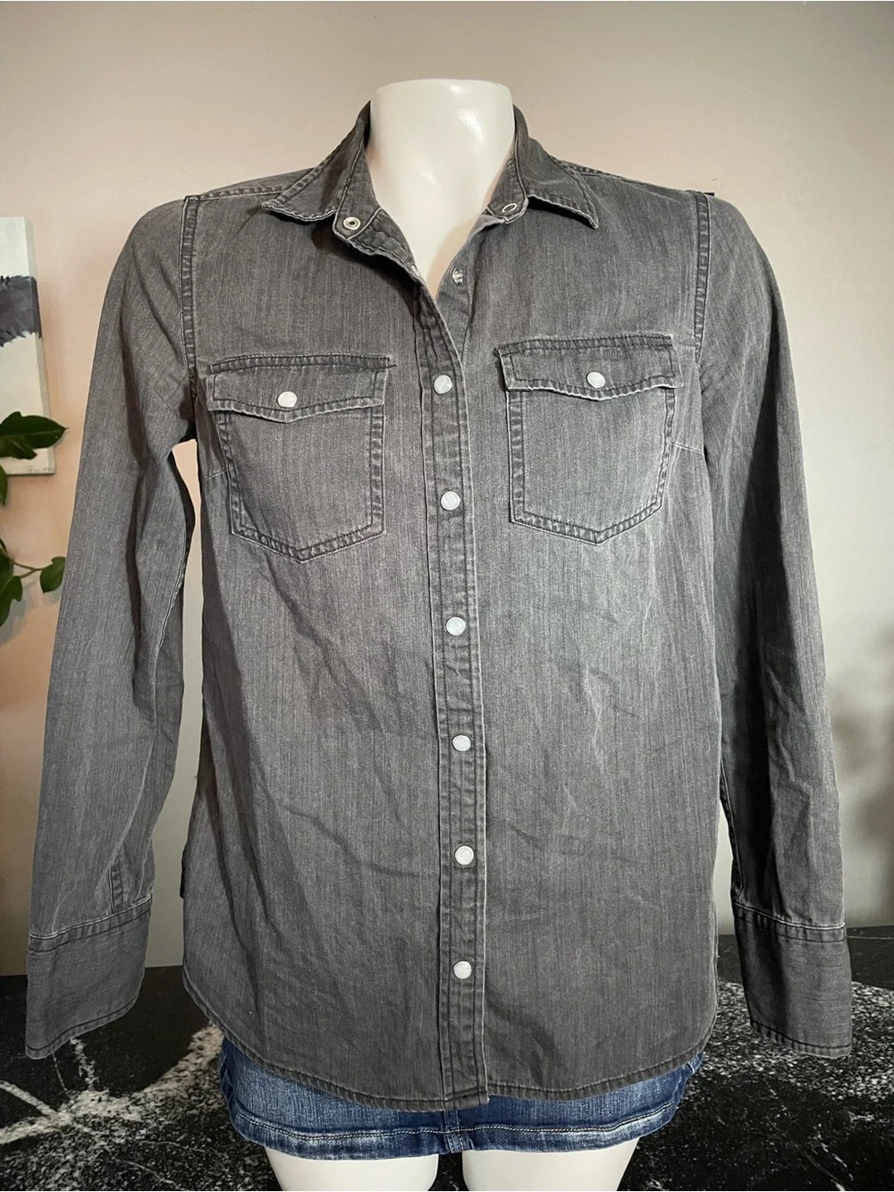 J. Crew Women’s Gray Button-Front Casual Shirt